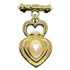Jaclyn Smith Gold Tone Dangle Heart Brooch Faux Pearl Cabochon Vintage